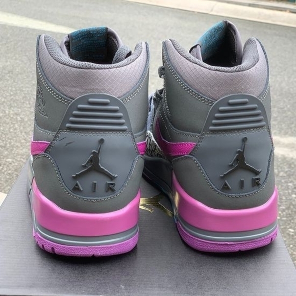 Nike Air Jordan Legacy 312 Dark Grey Purple Swoosh High Top